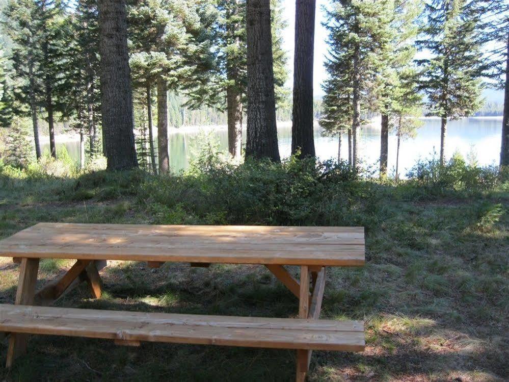 Lemolo Lake Resort Chemult Eksteriør bilde